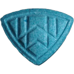 Blue Warner Bros ecstasy pill (XTC) — MDMA; M-α-HMCA {'value': None, 'unit': None, 'isTraceAmount': False} — Zürich, Switzerland