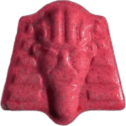 Red Darth Vader ecstasy pill (XTC) — MDMA 182mg — Lucerne, Switzerland