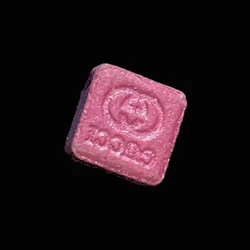 Mentos Tricolor