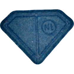 Blue Punisher ecstasy pill (XTC) — Amphetamine 8mg; Caffeine 36mg — Vienna, Austria