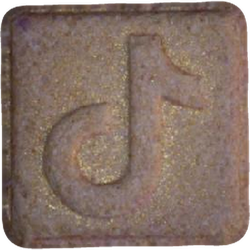 Red TikTok ecstasy pill (XTC) — MDMA 132mg — Vienna, Austria