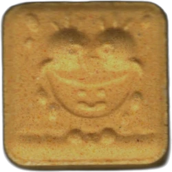 Yellow Bob Esponja ecstasy pill (XTC) — MDMA 189mg — Barcelona, Spain