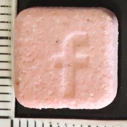 MDMA (174mg)