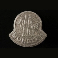 https://www.saferparty.ch/warnungen/moncler-mdma-25454