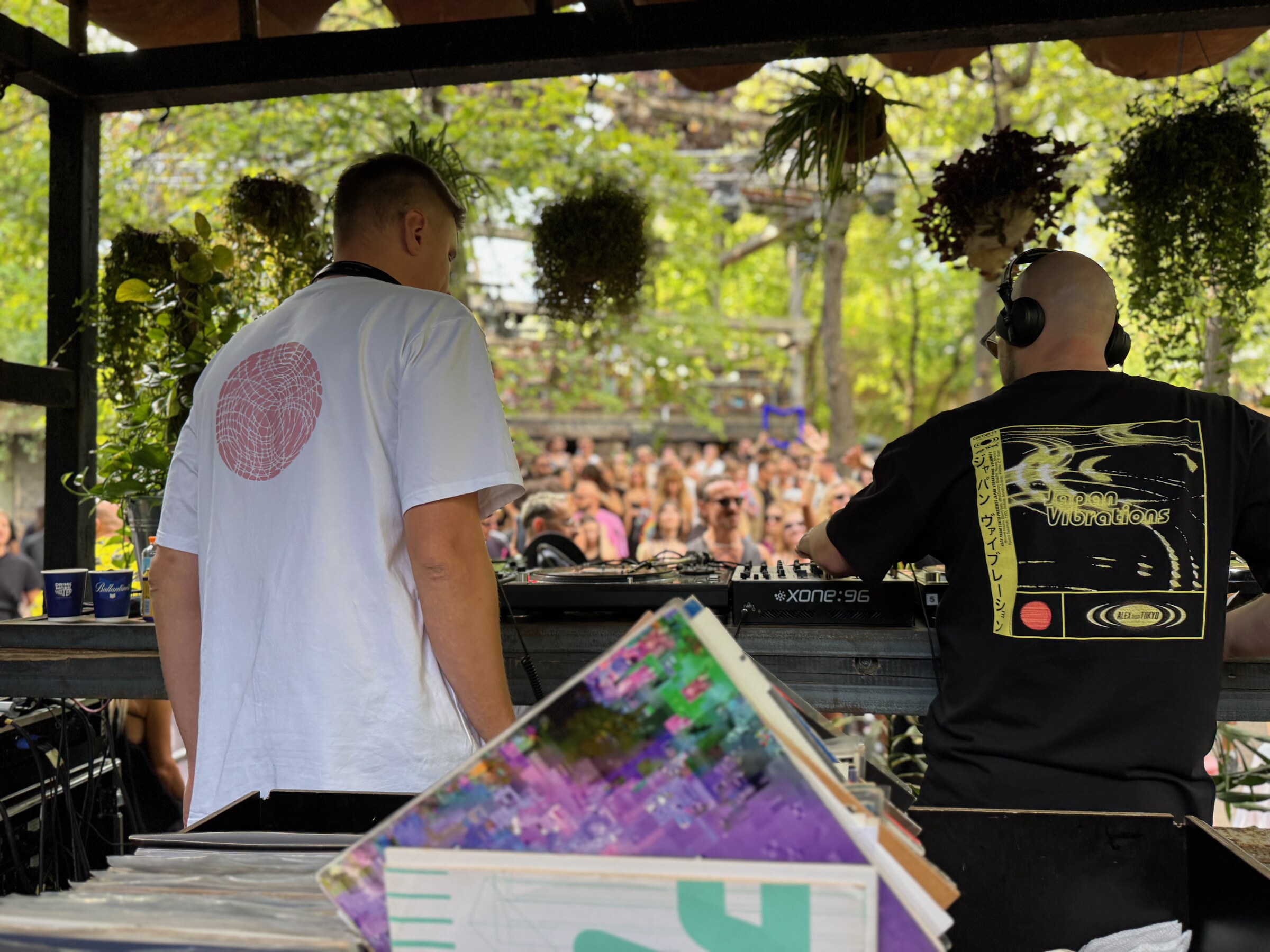 Igor Glushko and Roman K performing at Brave Factory
