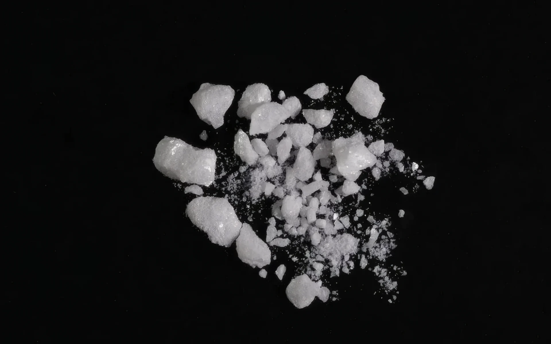 What does cocaine look like?